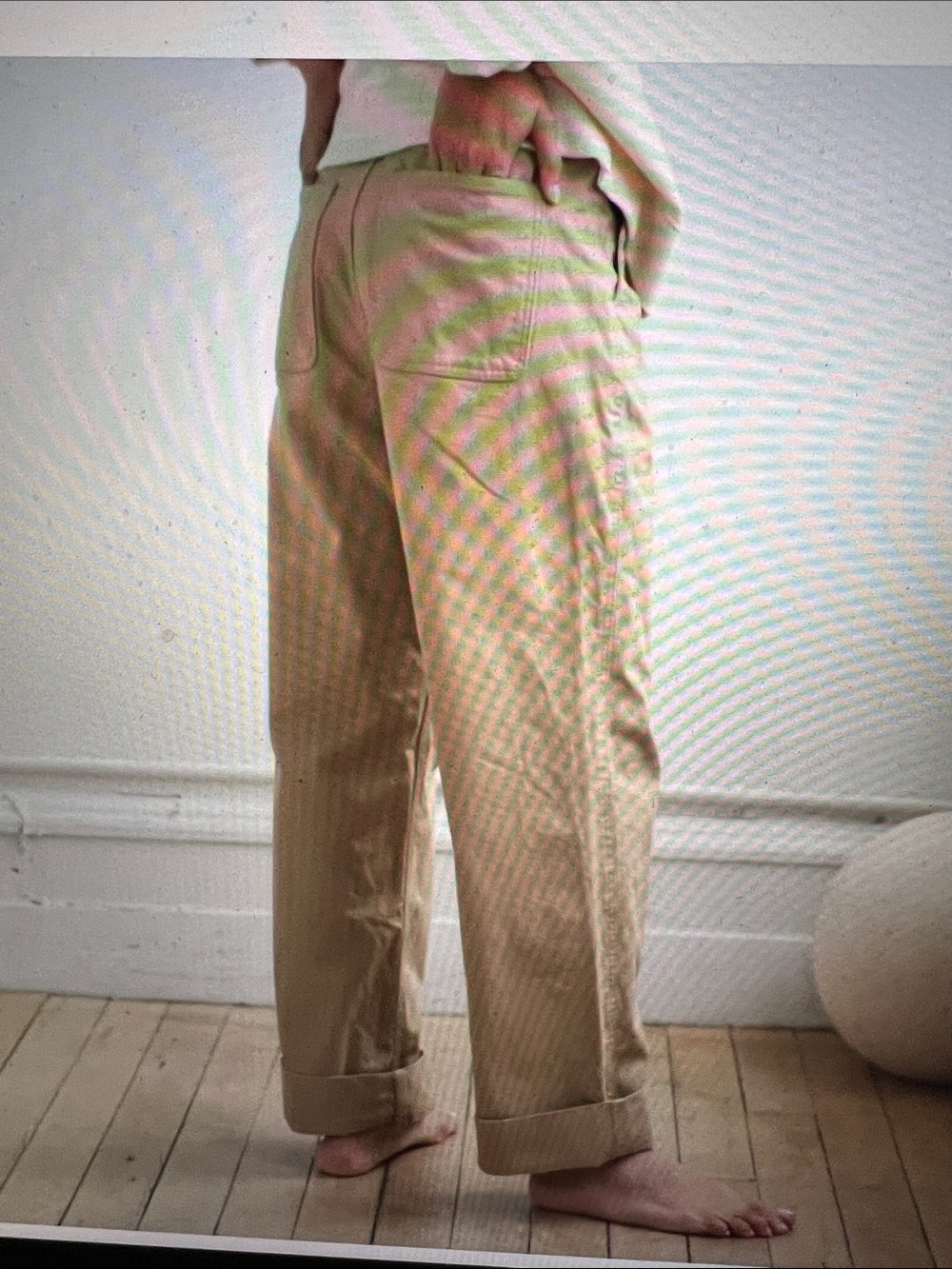 Four Utility Pant 04.09.V2.S6/xxl
Khaki 
100% Organic Cotton
Wide leg trouser
